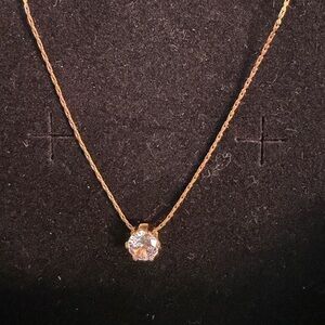 Elegant 18K Gold Necklace with Crystal Pendant